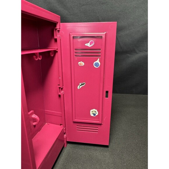 Barbie My Scene Secret Locker for Madison 2005 Pink Nostalgia Doll - Picture 8 of 8